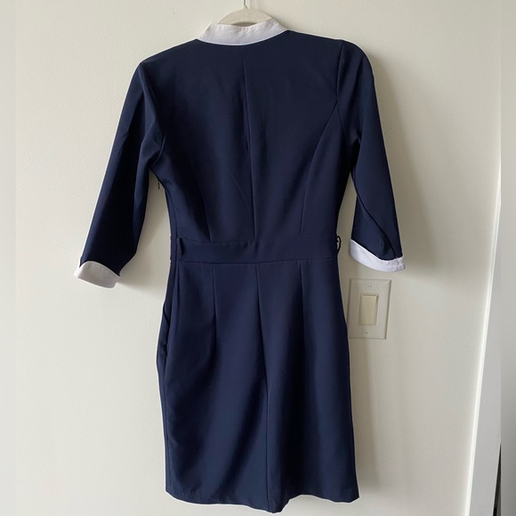 Navy stretchy preppy dress with white collar - Picture 5 of 6